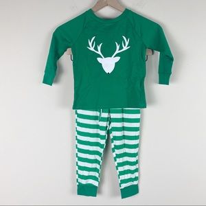 🔥5/$20 Kids Christmas Pajamas Sleepwear Size 2